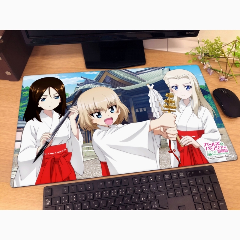 グッズ デスクマット ガールズ パンツァー 最終章 ラバーマット プラウダ高校 巫女 ゲーマーズ キャラクターグッズ商品の総合通販
