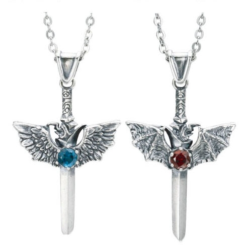 グッズ ペンダント Dmc Devil May Cry ダブルトリガーペンダント ゲーマーズ キャラクターグッズ商品の総合通販